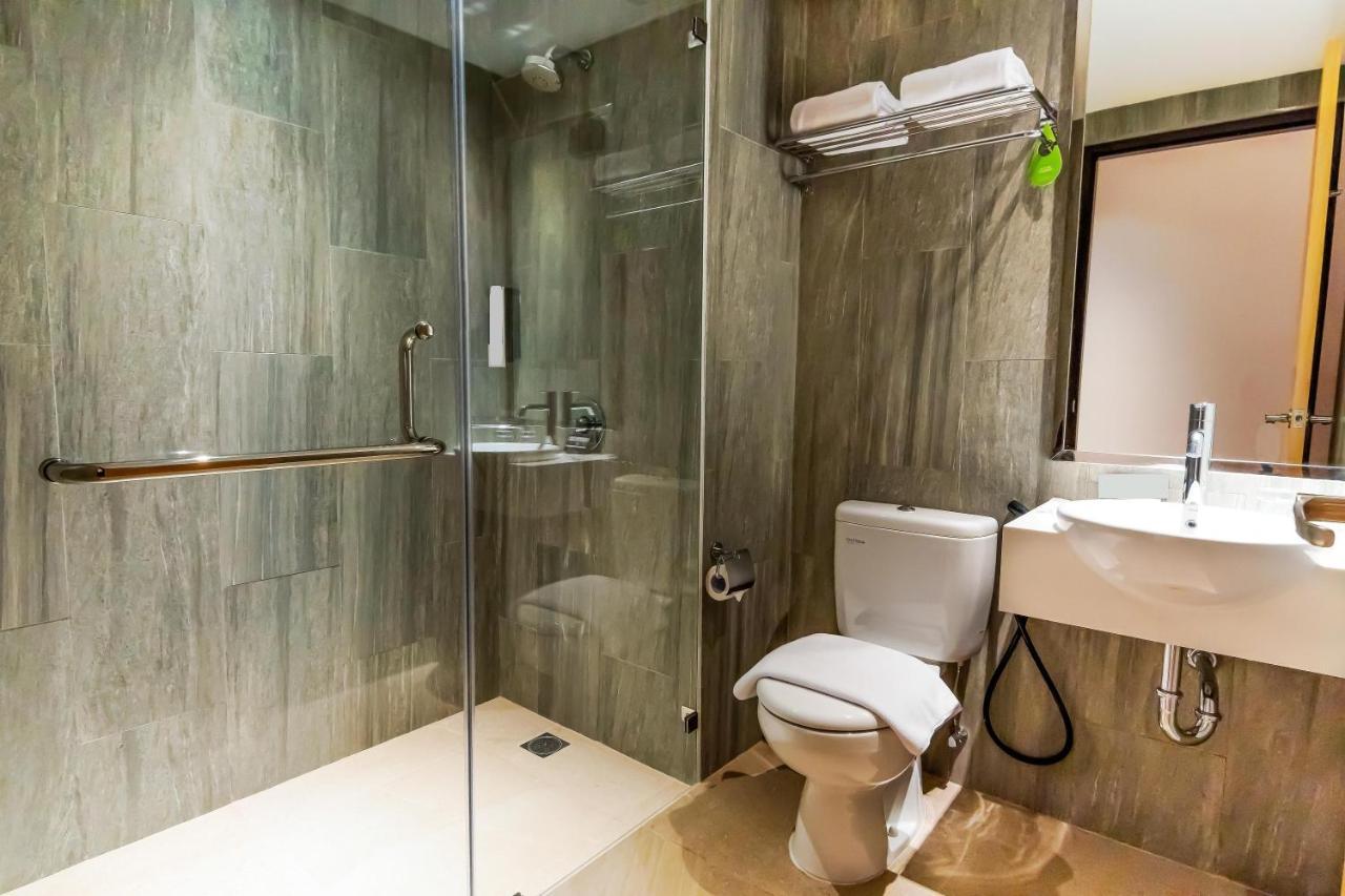 Fox Hotel Τζαγιαπούρα Εξωτερικό φωτογραφία