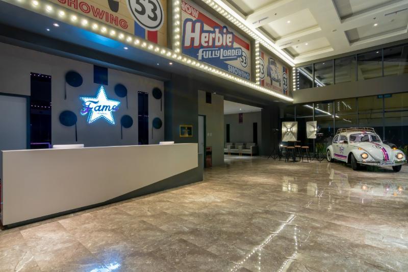 Fox Hotel Τζαγιαπούρα Εξωτερικό φωτογραφία
